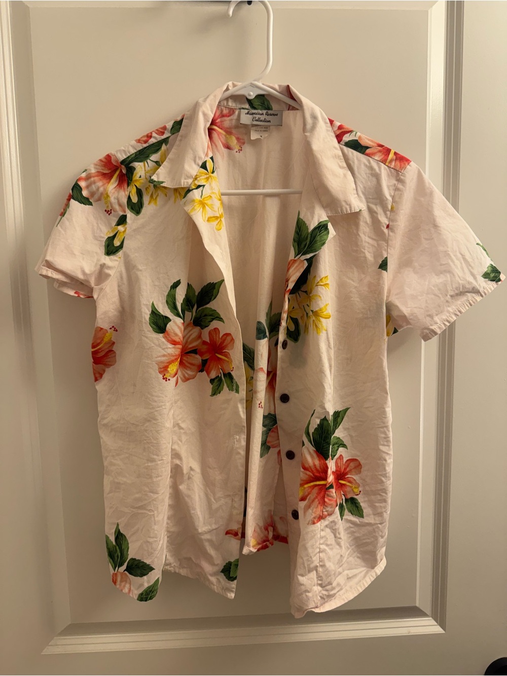 Hawaiian Reserve Collection Floral Camp Shirt 100% Cotton Red & Yellow Blooms M